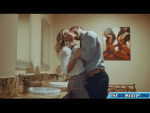 ❤️ Döşlü sarışın sizi ictimai tualetdə aldatdıqda Porn video bizdə az.mass-pr.ru ❌❤